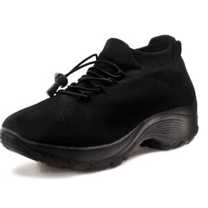 Women's Black Athletic Shoes by Comfort Wear